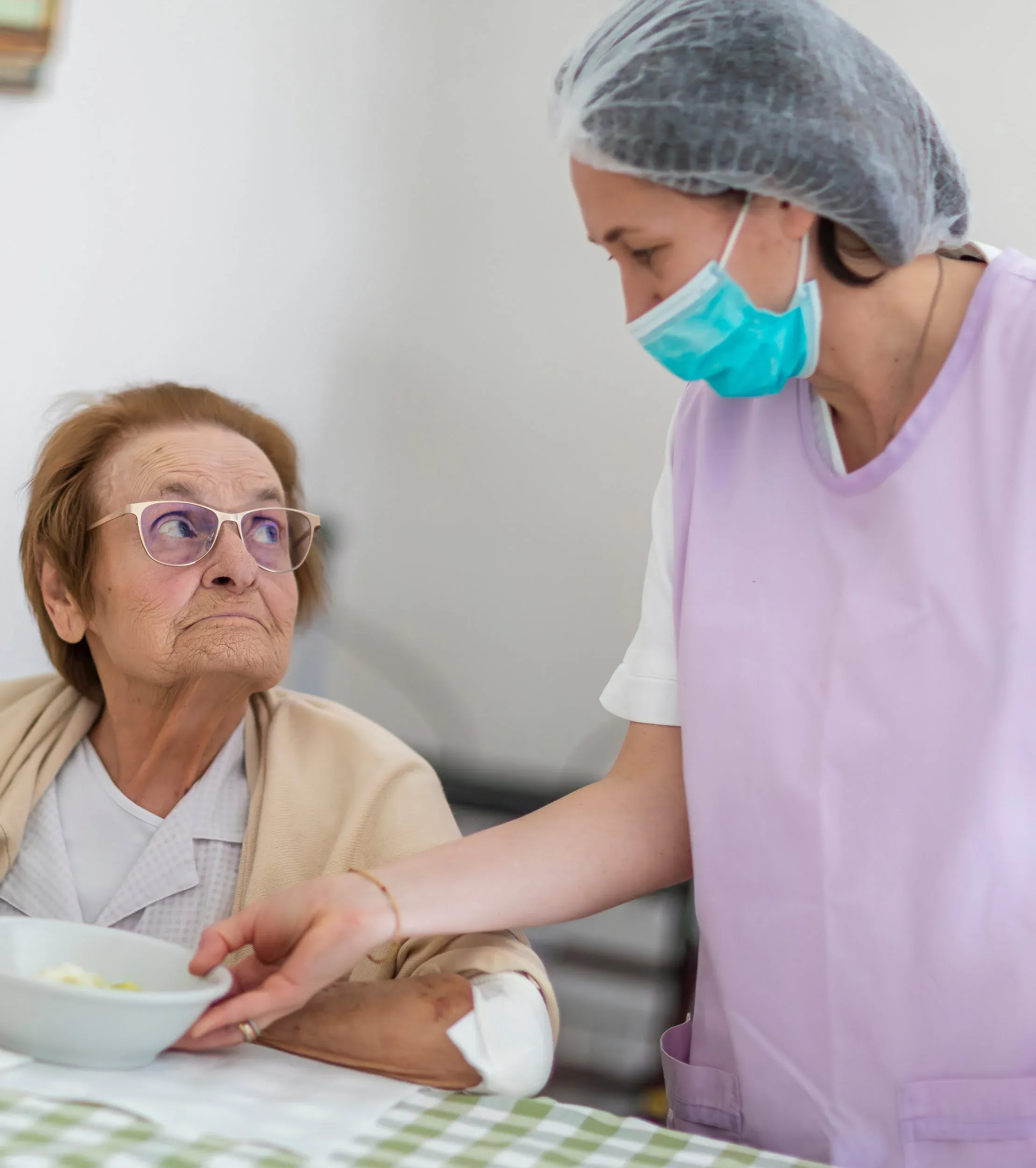 personale-ausiliario-e-di-supporto-rsa-posizioni-aperte-fondazione-martinoli